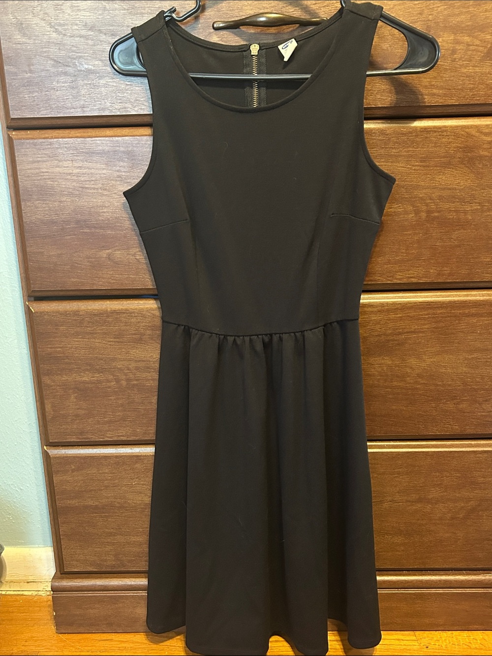 Old Navy Black Sleeveless Midi Fit-and-Flare Dress